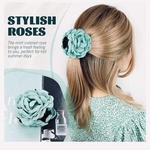 NIP 4 Pieces Flower Rose Hair Claws Clips